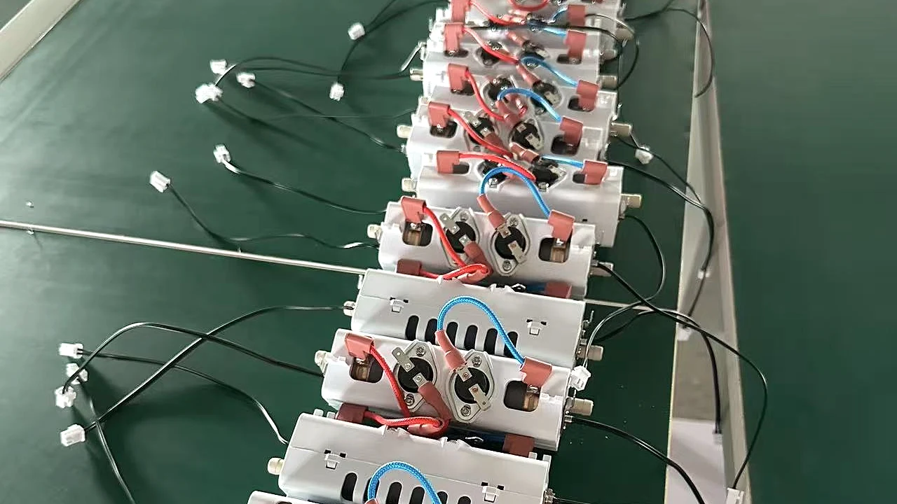发热组件批量装配现场